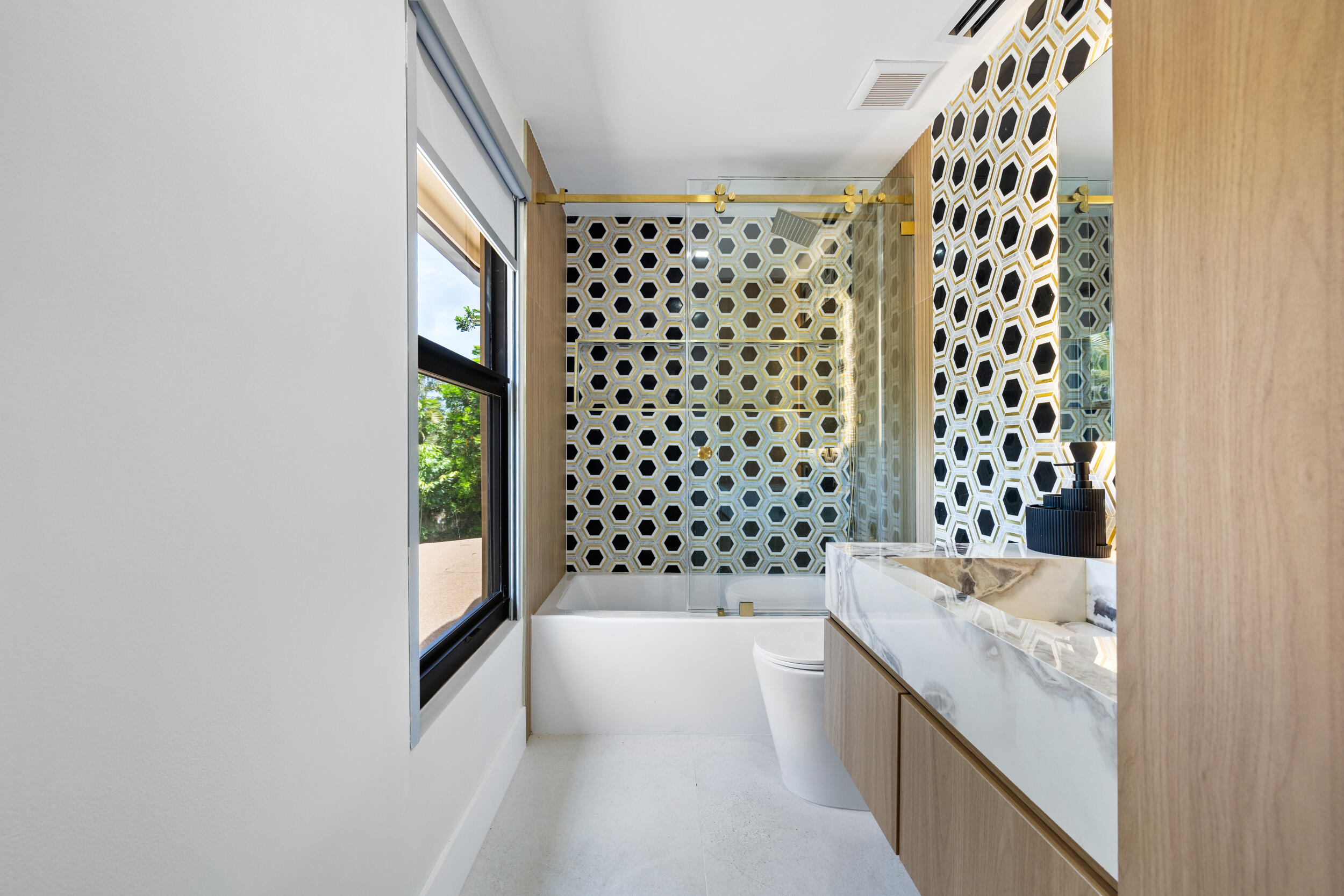 TEQUESTA - Residential