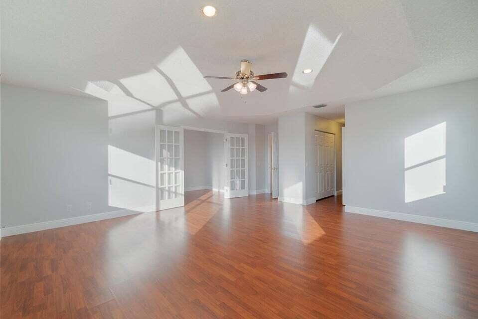 NAUTICA SOUND 2 - Residential Lease