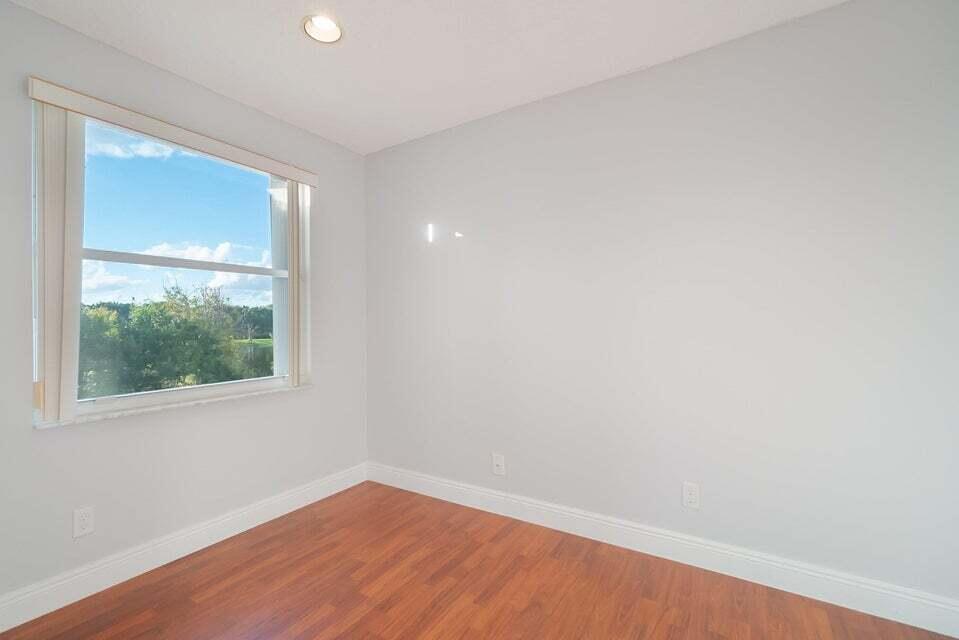 NAUTICA SOUND 2 - Residential Lease