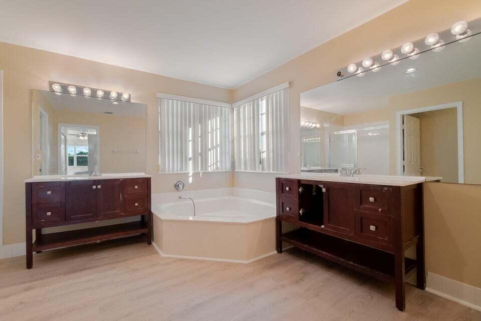 NAUTICA SOUND 2 - Residential Lease