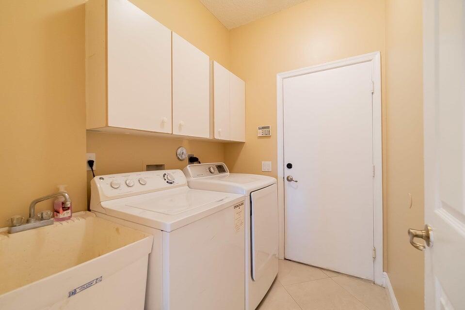 NAUTICA SOUND 2 - Residential Lease