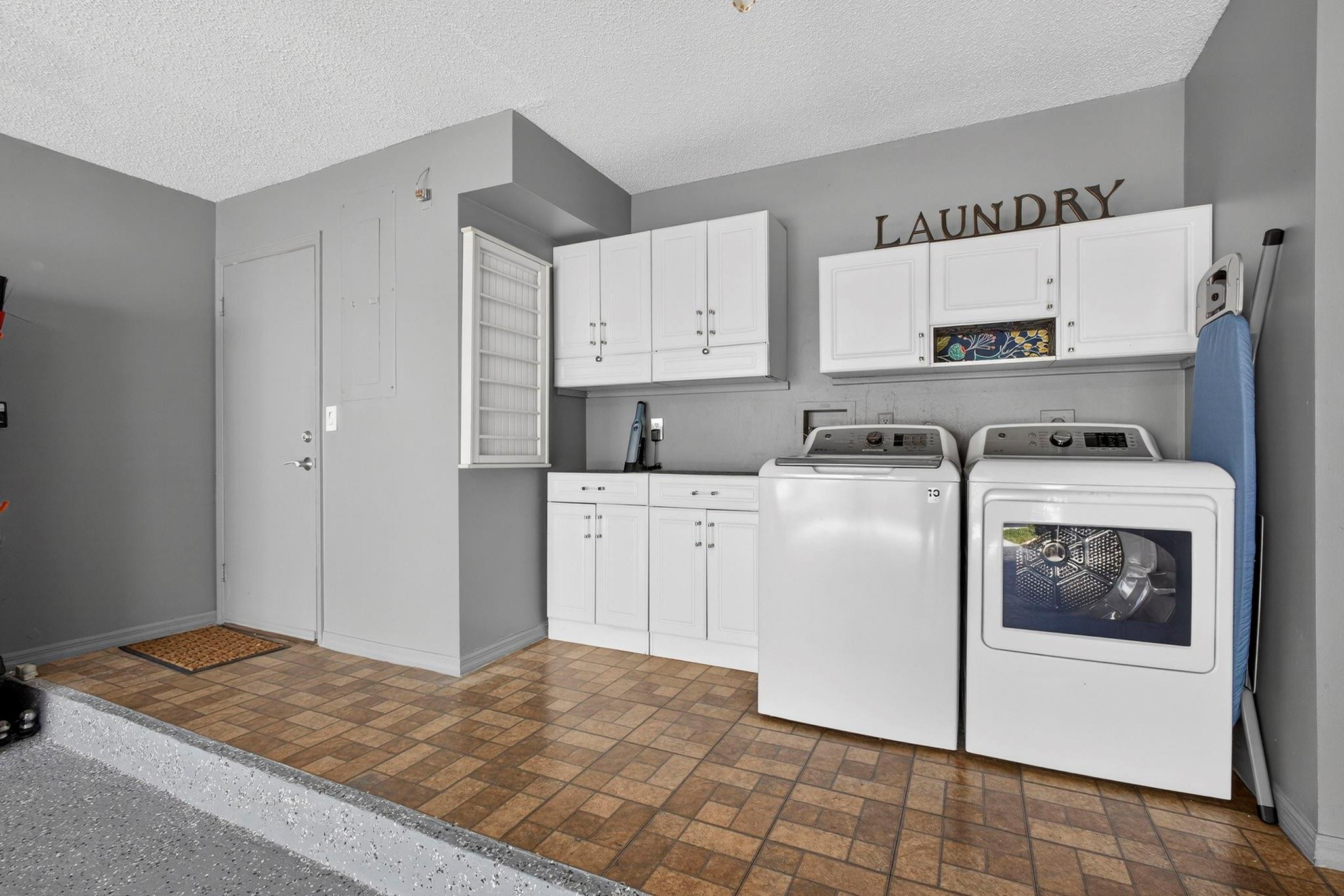 BARCLAY CLUB AT PGA NATL - Residential