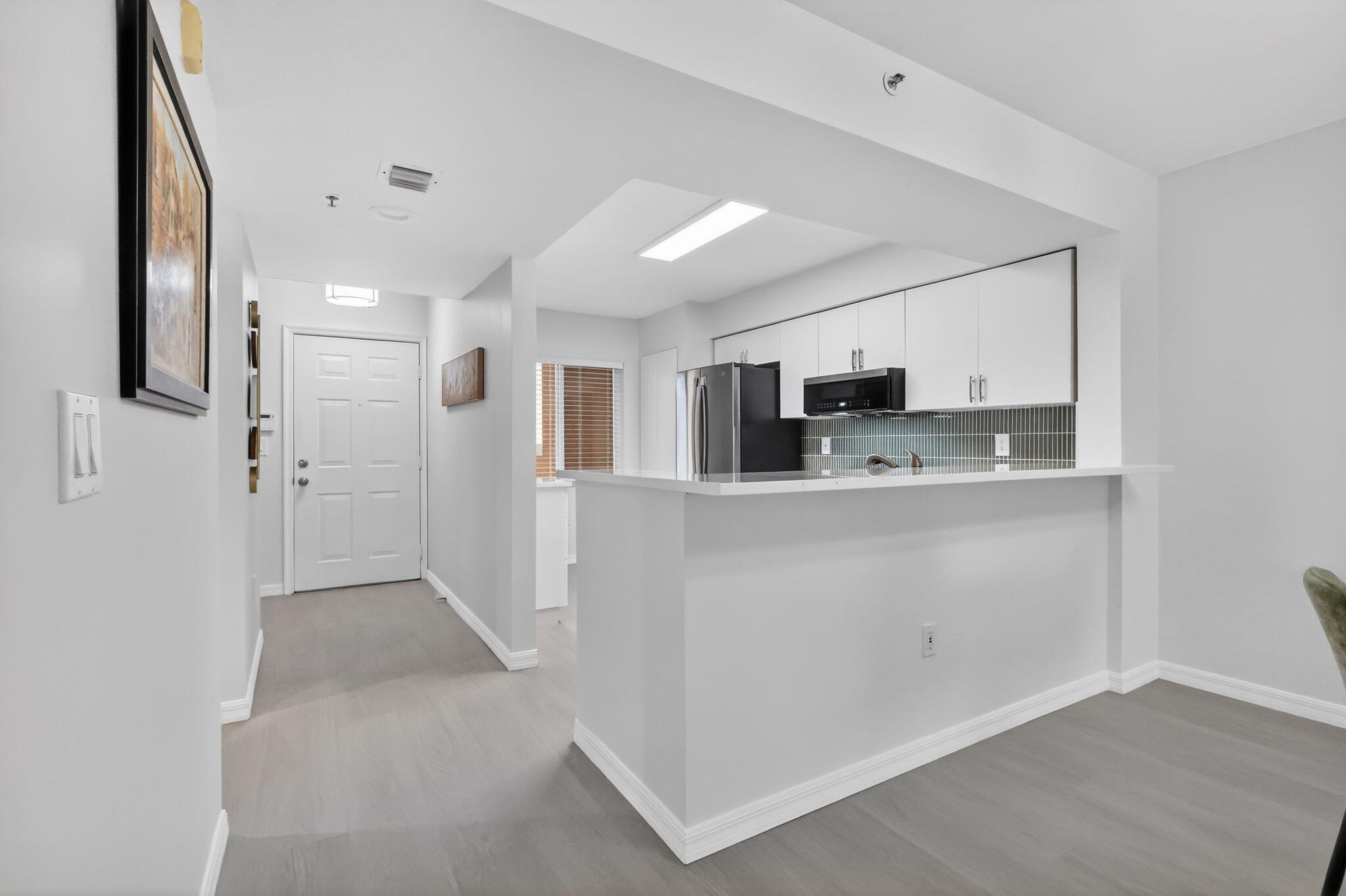 CORAL COVE CONDO - Residential Lease