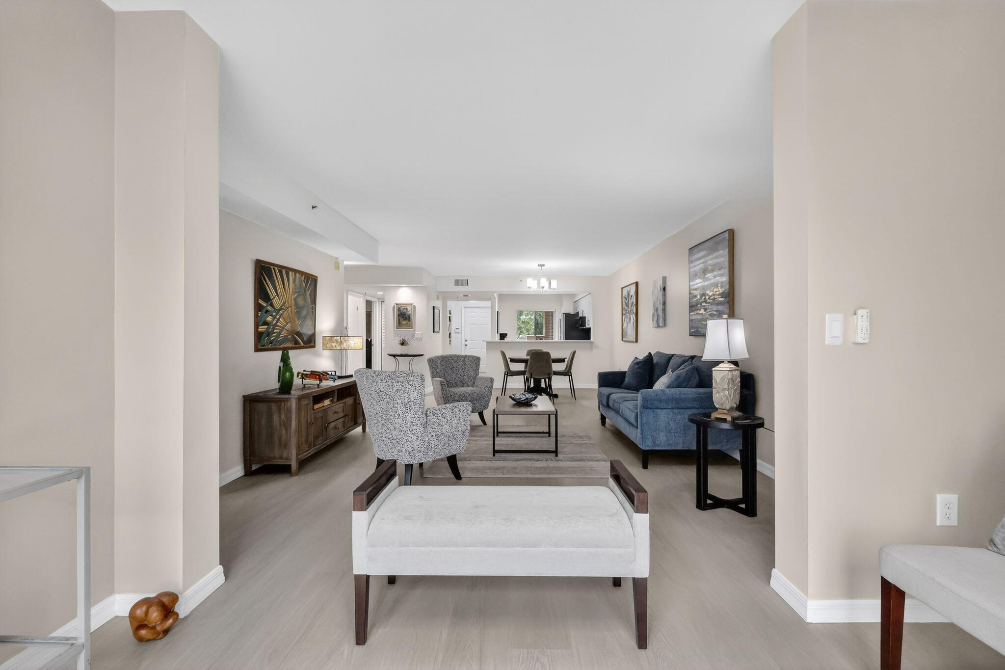 CORAL COVE CONDO - Residential Lease