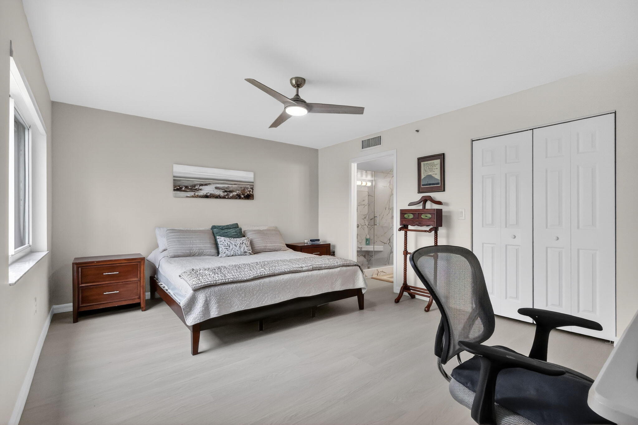 CORAL COVE CONDO - Residential Lease