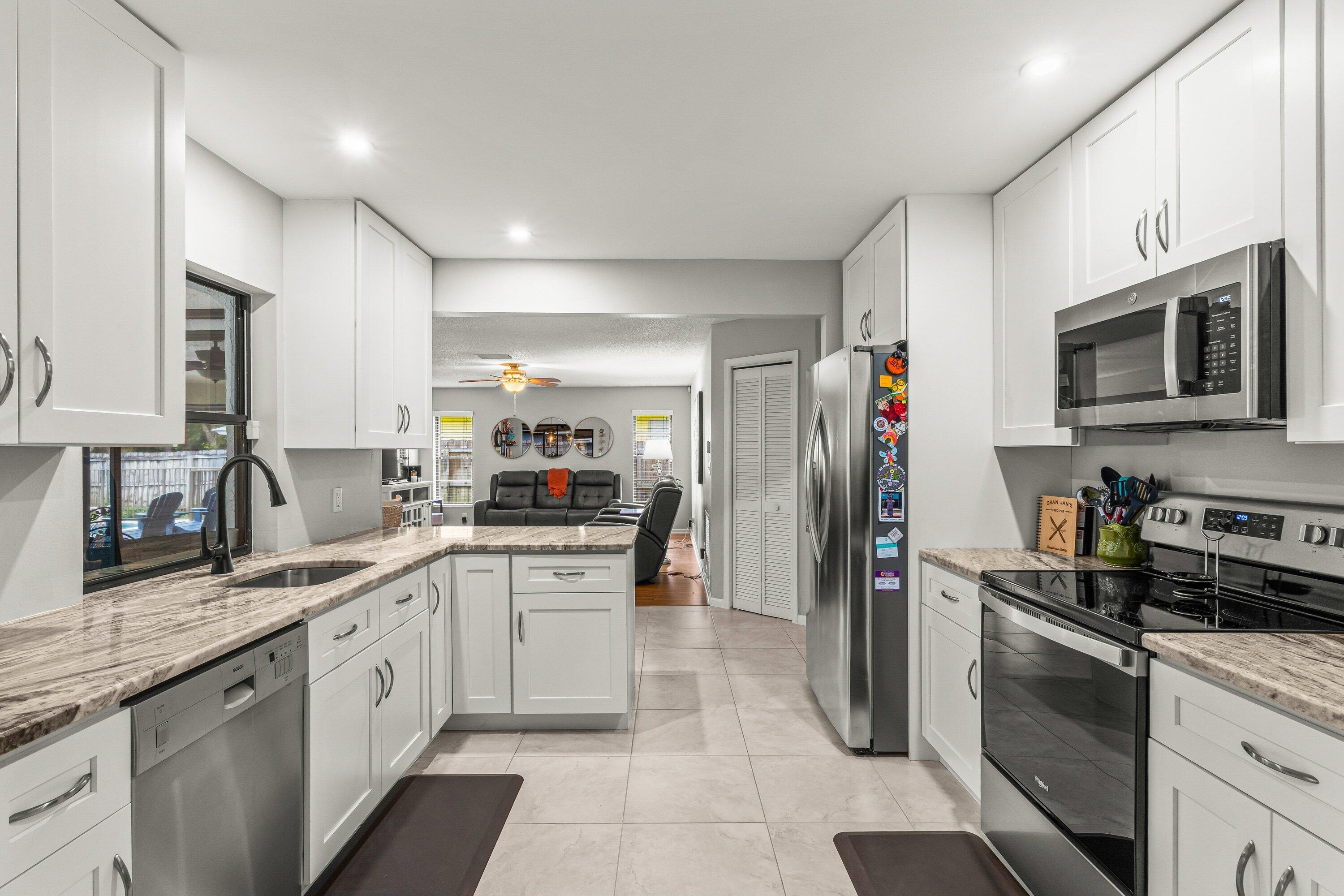 13795 Geranium Place