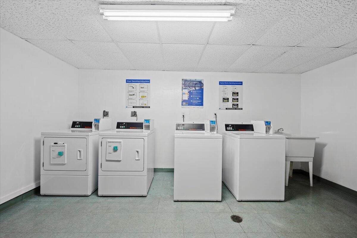 LE CHATEAU ROYAL CONDO - Residential Lease