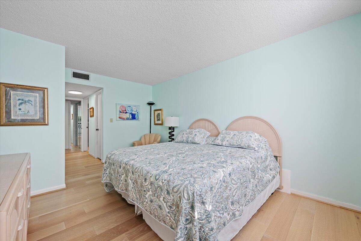 LE CHATEAU ROYAL CONDO - Residential Lease