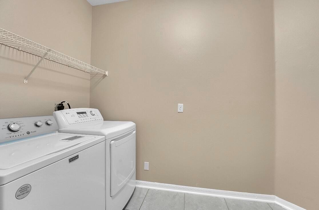 PORT ST LUCIE SECTION 33 - Residential