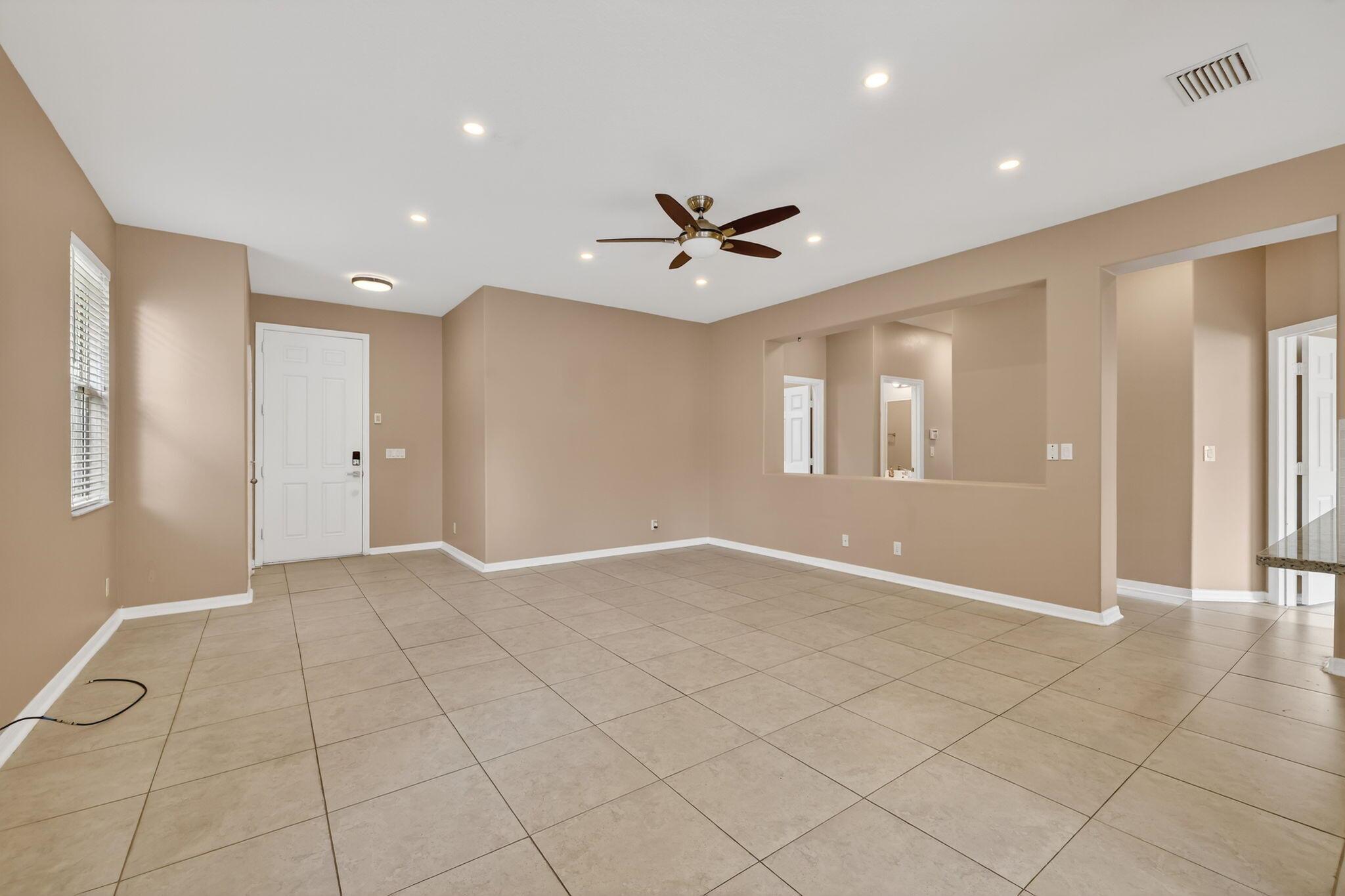 PORT ST LUCIE SECTION 33 - Residential