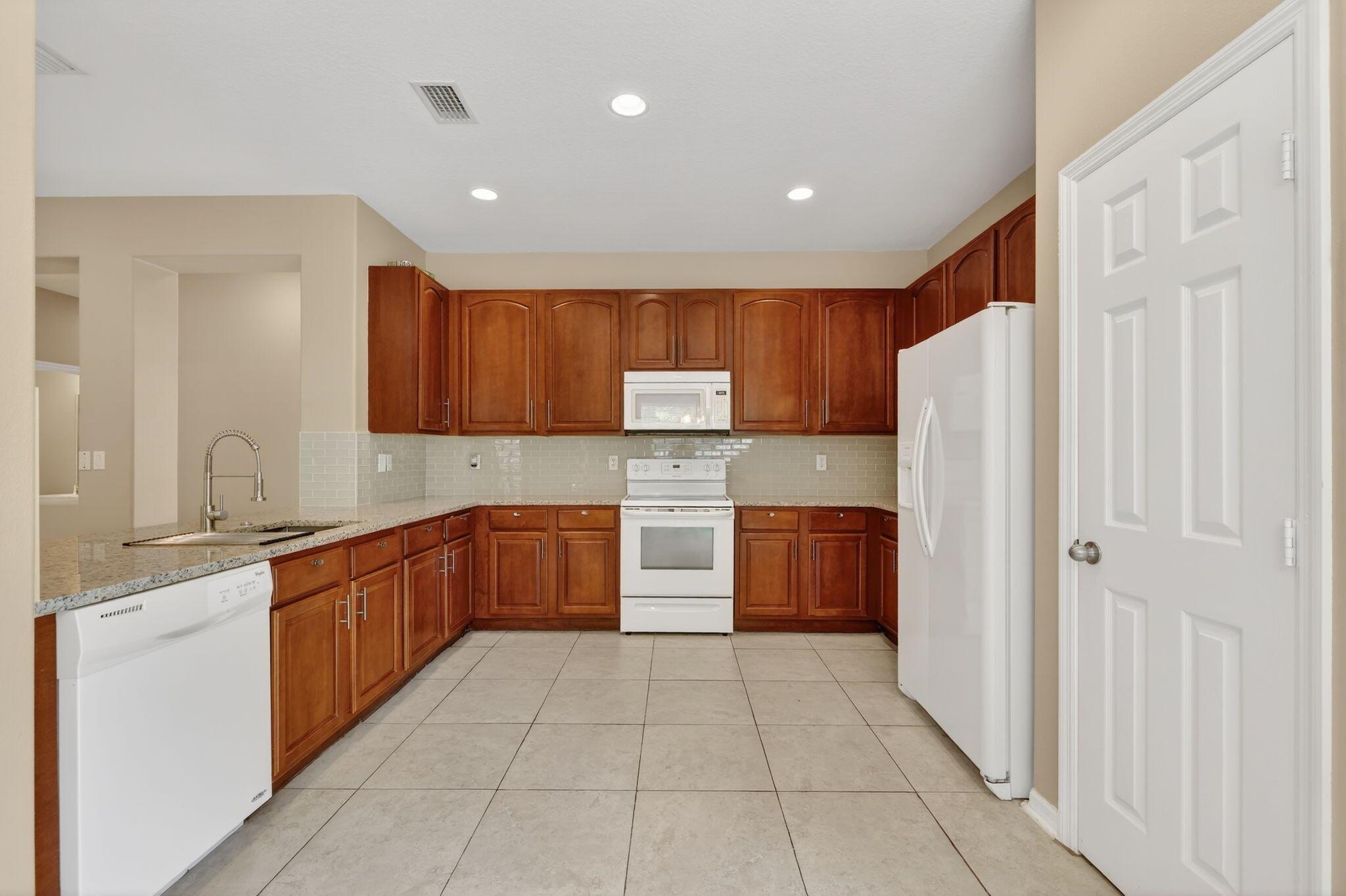 PORT ST LUCIE SECTION 33 - Residential