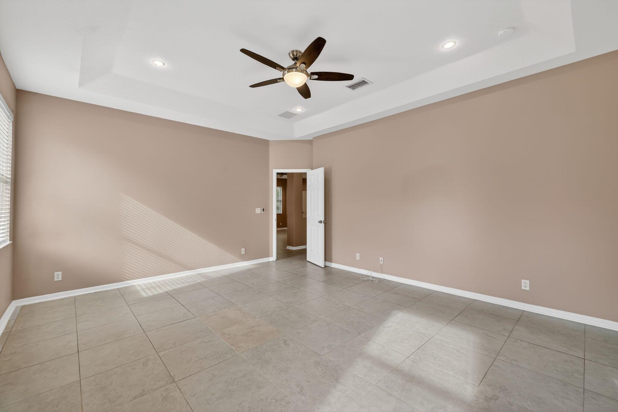 PORT ST LUCIE SECTION 33 - Residential