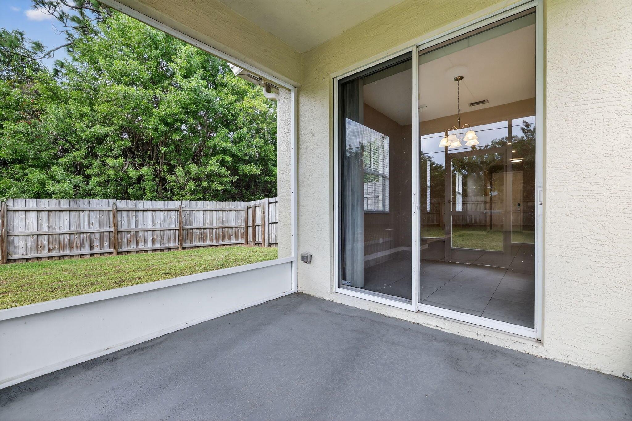 PORT ST LUCIE SECTION 33 - Residential