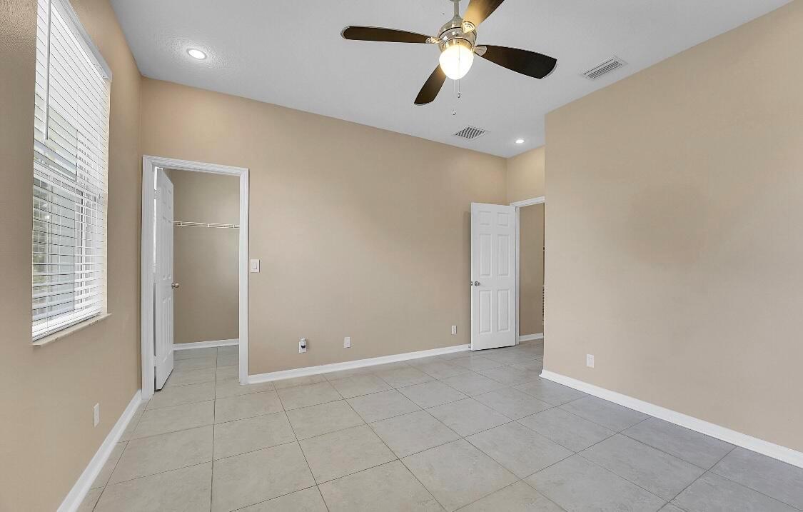 PORT ST LUCIE SECTION 33 - Residential