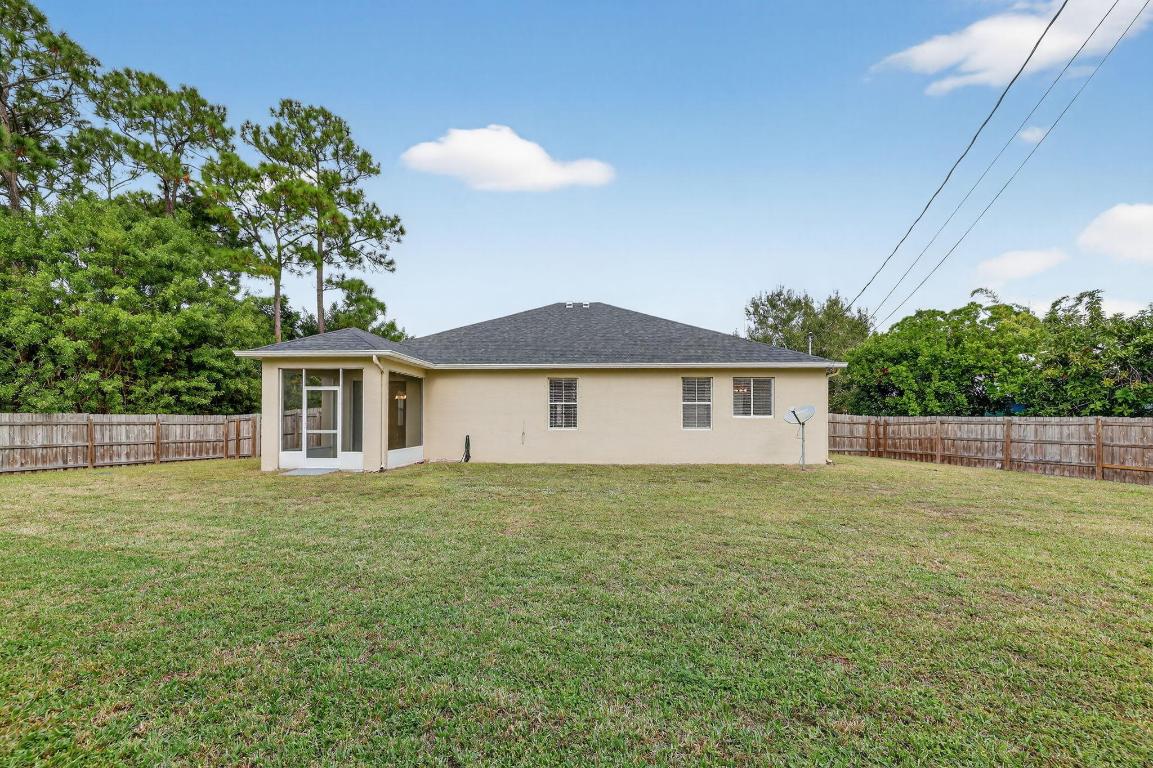 PORT ST LUCIE SECTION 33 - Residential