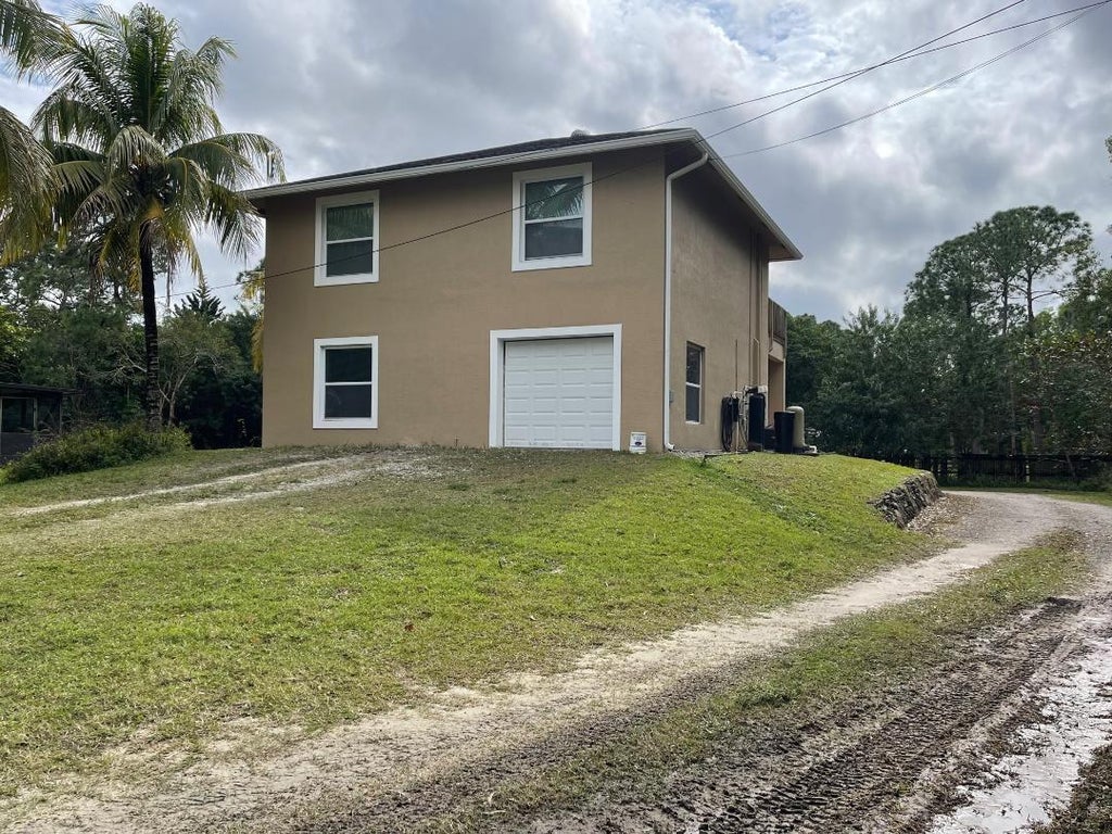 Photo of 13920 67th Street N #B-1, West Palm Beach, FL 33412 (MLS # R10950514)
