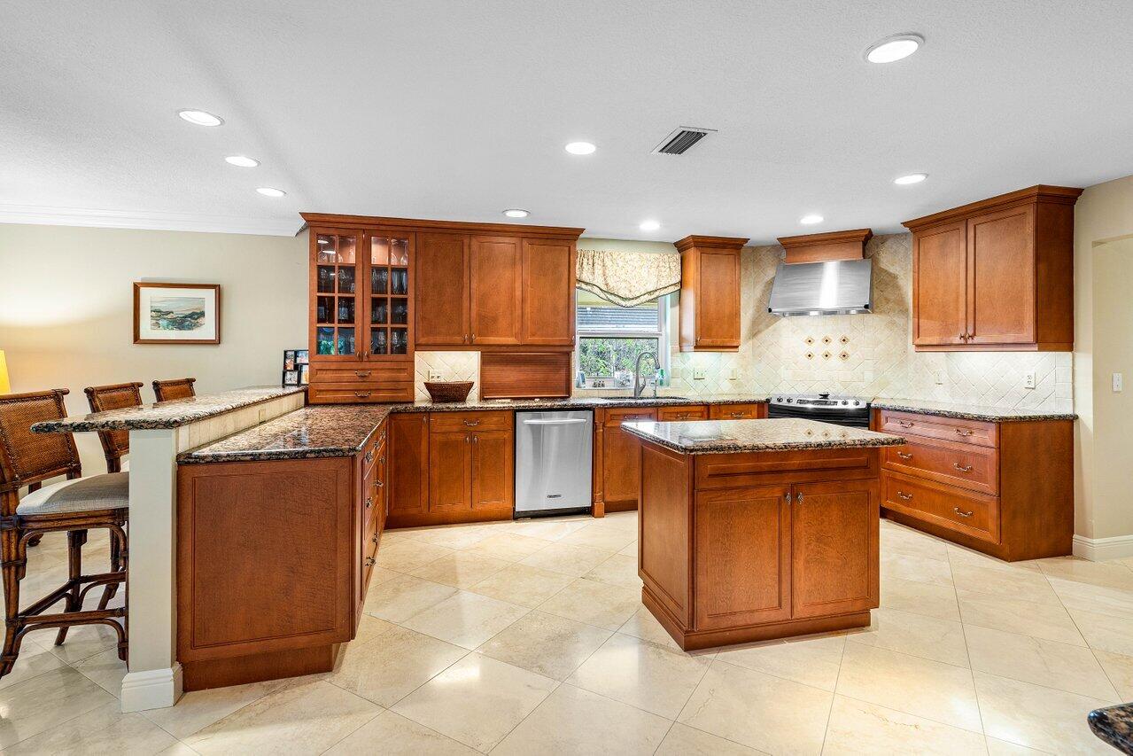 DELRAY DUNES FIRST SEC - Residential