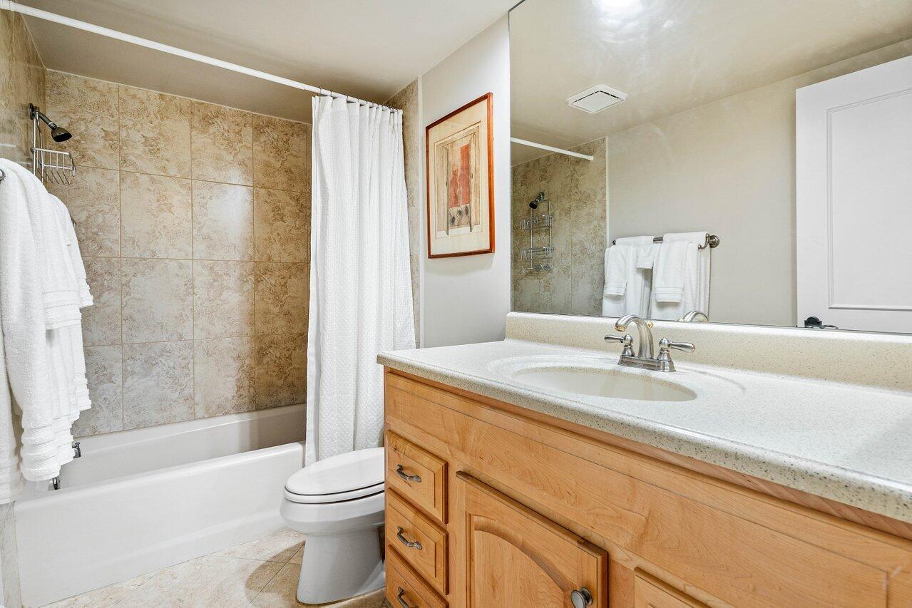 DELRAY DUNES FIRST SEC - Residential