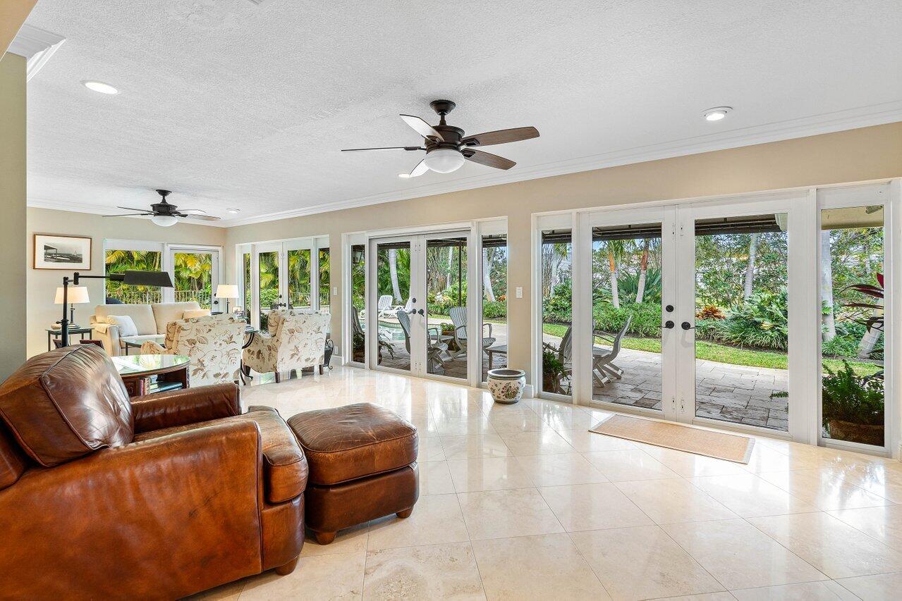 DELRAY DUNES FIRST SEC - Residential