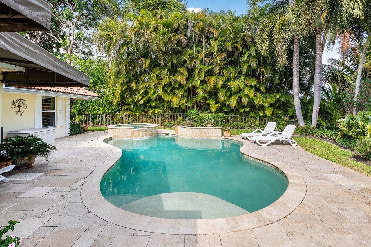 DELRAY DUNES FIRST SEC - Residential