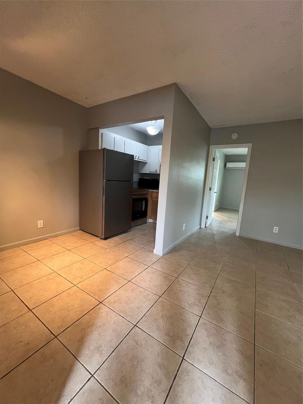 Photo of 2016 NE 17th Court #4, Fort Lauderdale, FL 33305 (MLS # F10515142)