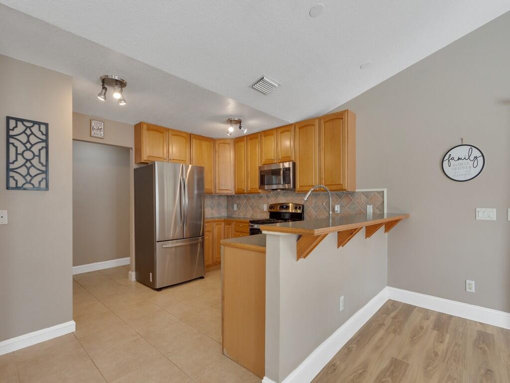 VERO BEACH HOMESITES UNIT NO 1 - Residential