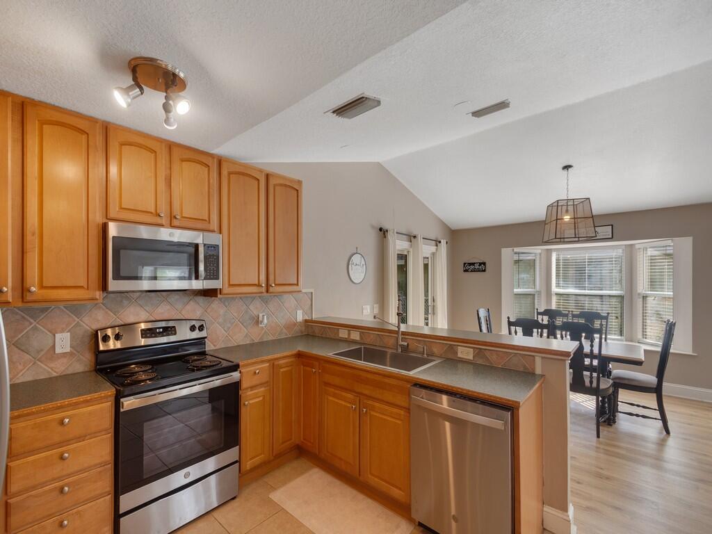 VERO BEACH HOMESITES UNIT NO 1 - Residential