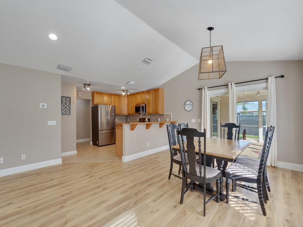 VERO BEACH HOMESITES UNIT NO 1 - Residential