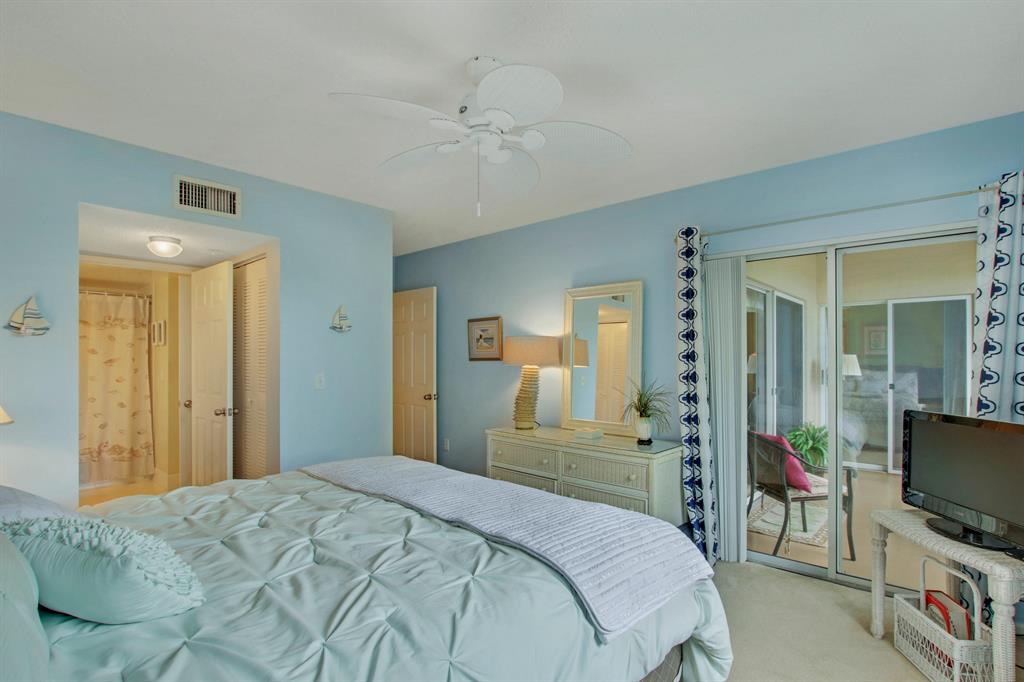 LIGHTHOUSE COVE AT TEQUESTA CONDO - Residential