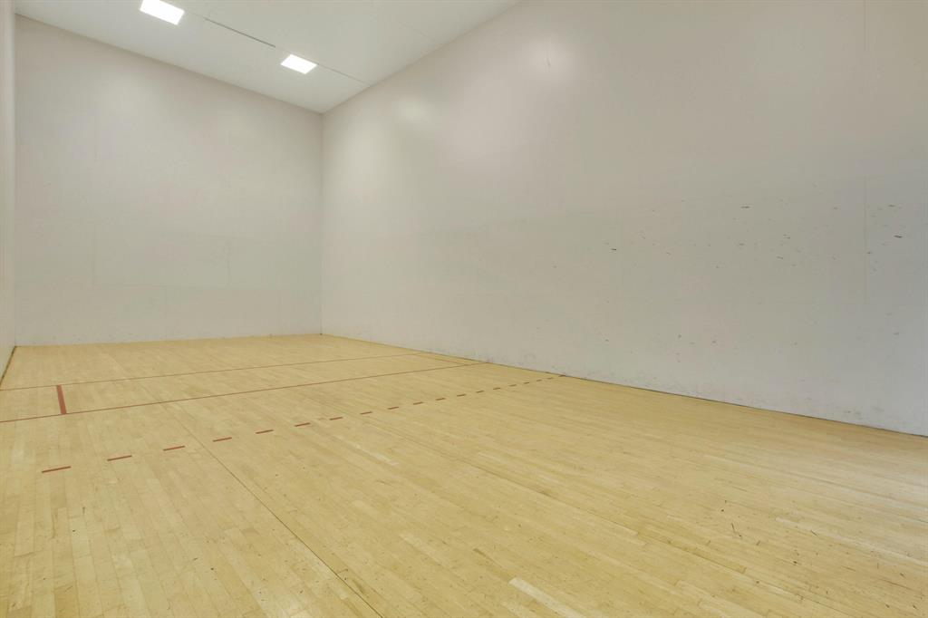 LIGHTHOUSE COVE AT TEQUESTA CONDO - Residential