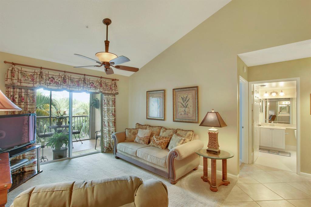 LIGHTHOUSE COVE AT TEQUESTA CONDO - Residential