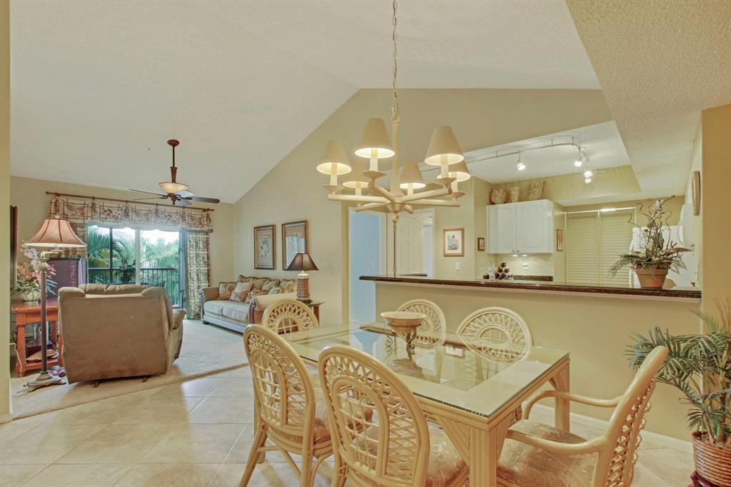 LIGHTHOUSE COVE AT TEQUESTA CONDO - Residential