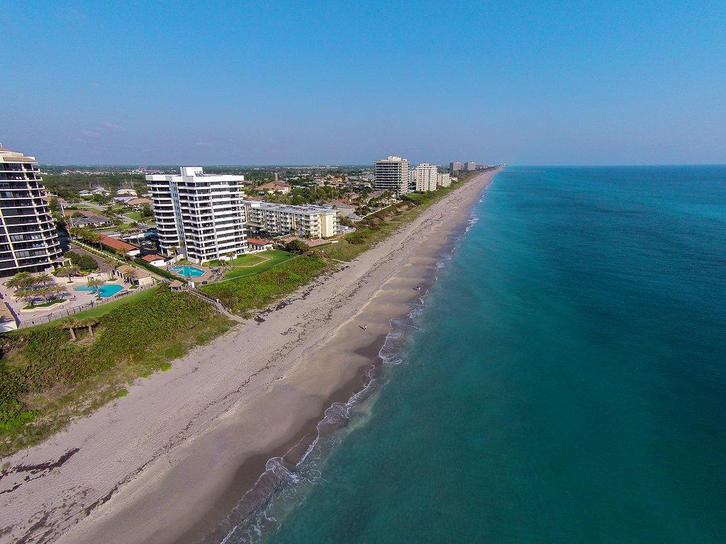 LIGHTHOUSE COVE AT TEQUESTA CONDO - Residential
