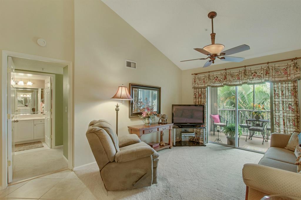 LIGHTHOUSE COVE AT TEQUESTA CONDO - Residential