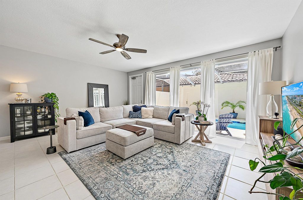 Photo of 107 Rivinia Drive, Jupiter, FL 33458 (MLS # R11084915)