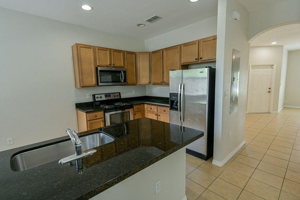 MONTEREY BAY PUD - Residential Lease