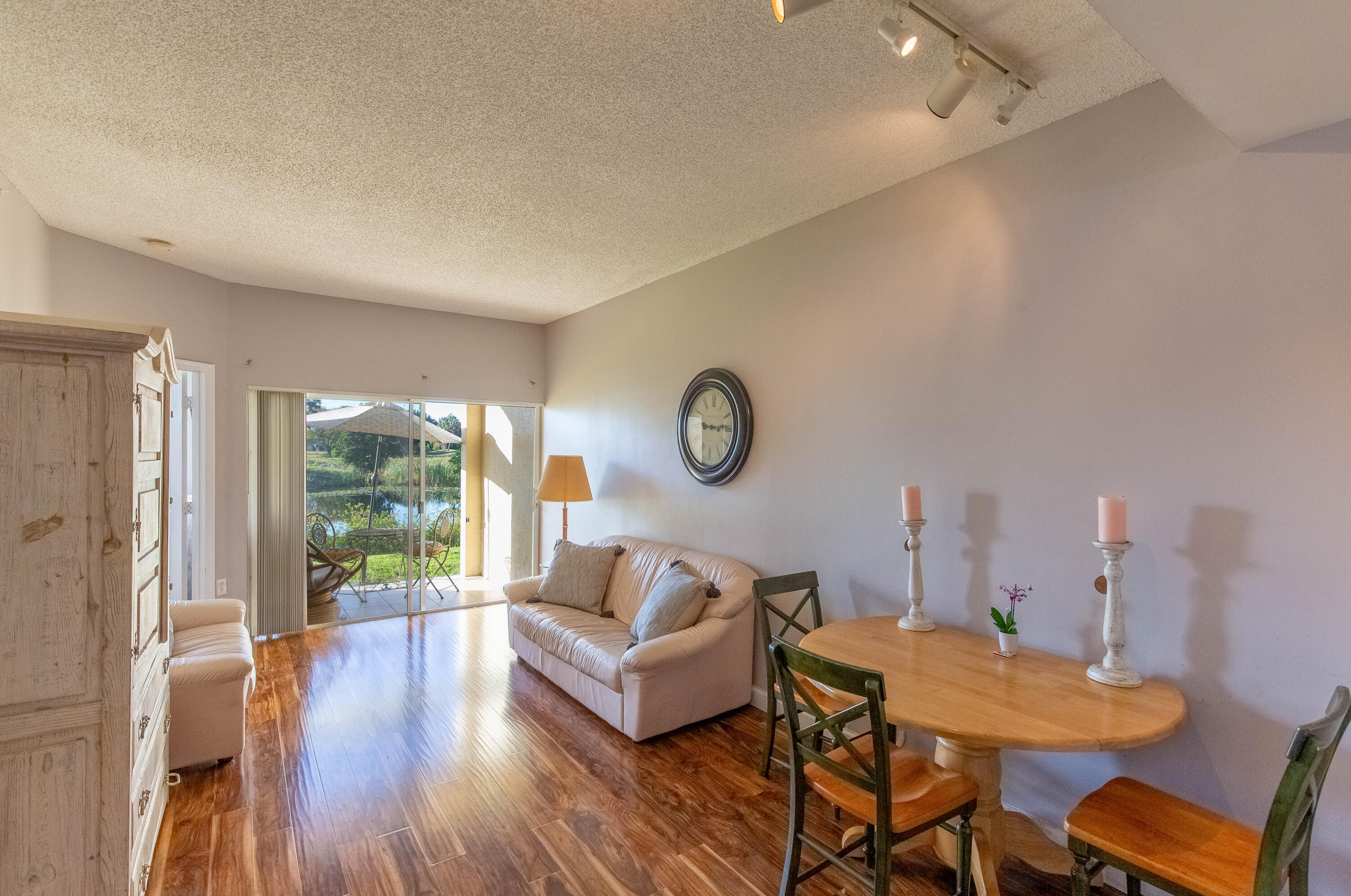 ARISSA PLACE CONDO - Residential