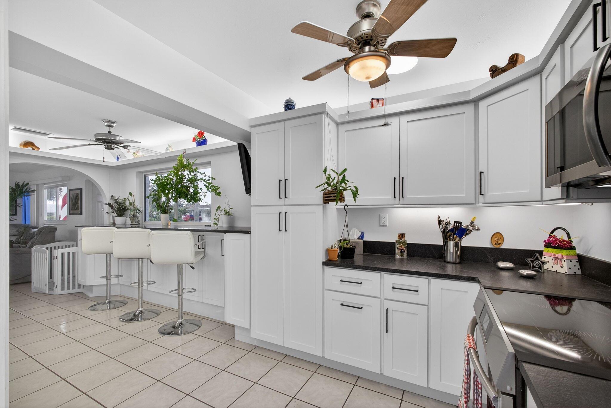 Palm Beach Square - Residential