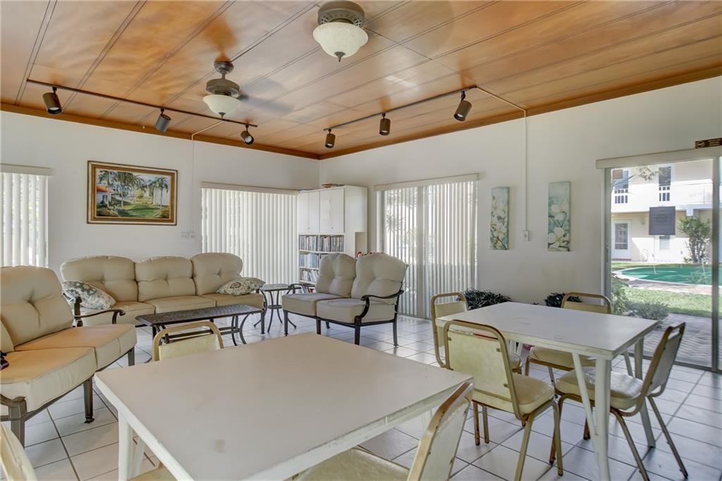 LEISURE GARDENS CONDO - Residential