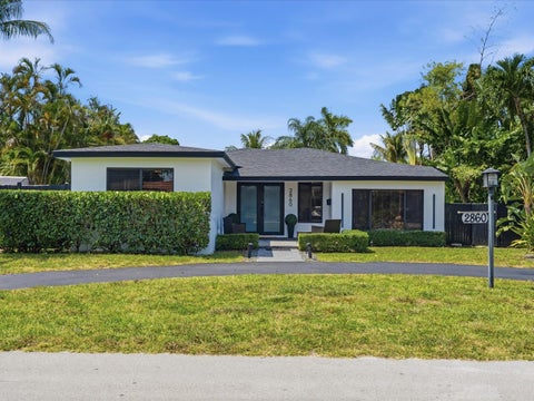 Photo of 2860 Monroe Street, Hollywood, FL 33020 (MLS # B26044306)