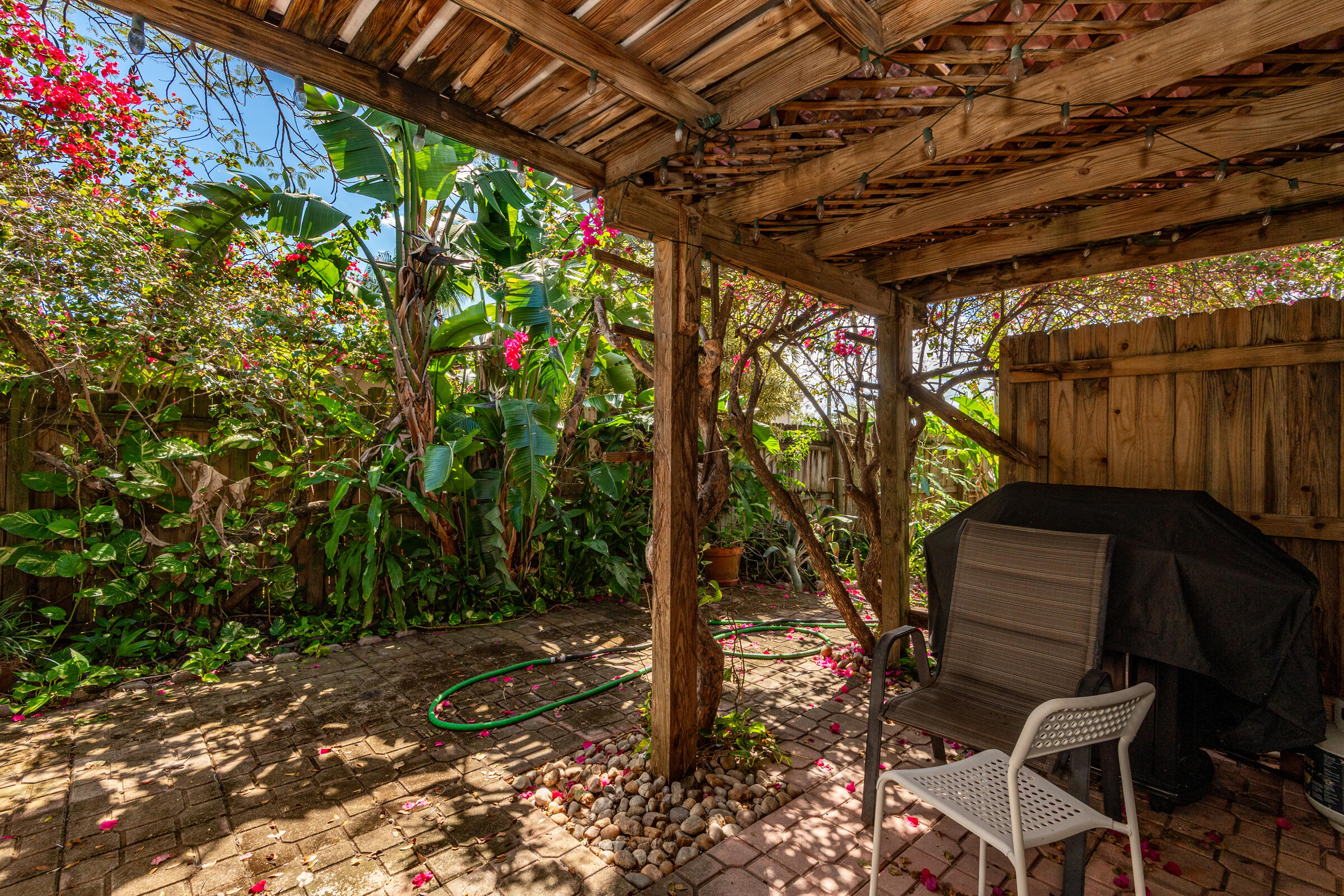 COLLIER ESTATES 4TH ADD - Residential