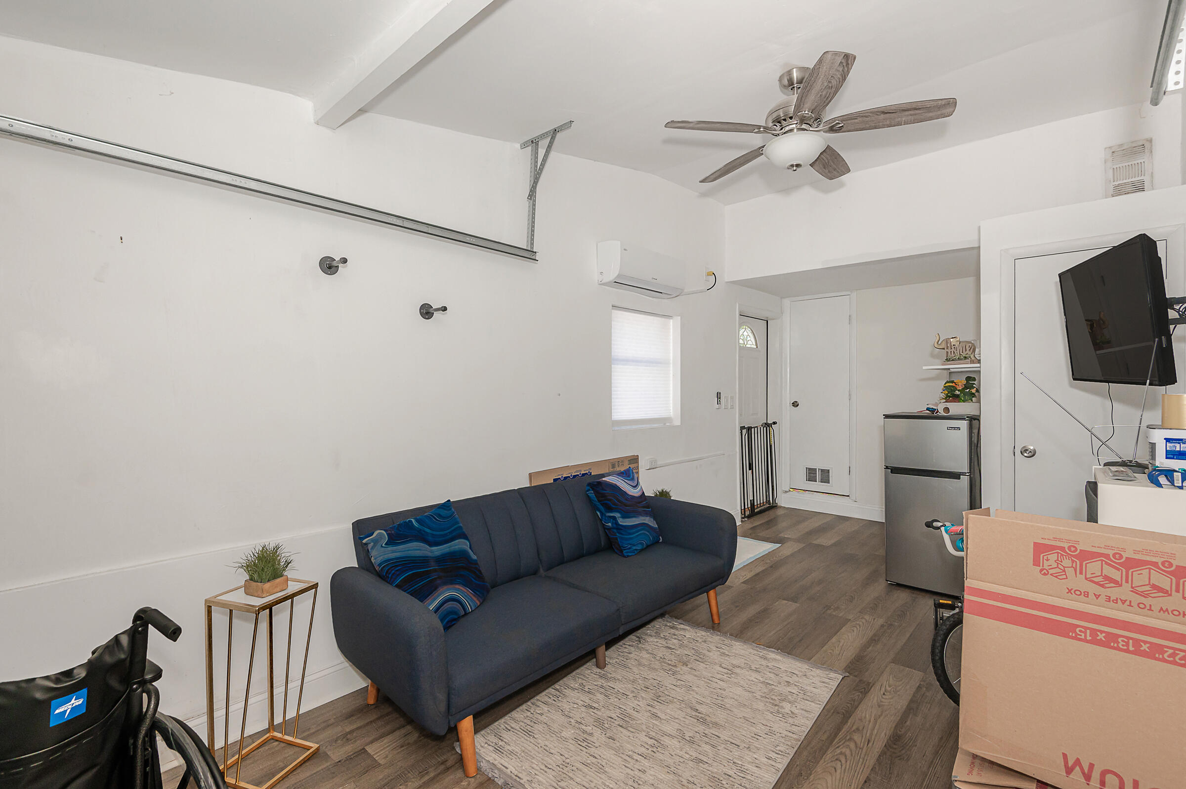 COLLIER ESTATES 4TH ADD - Residential