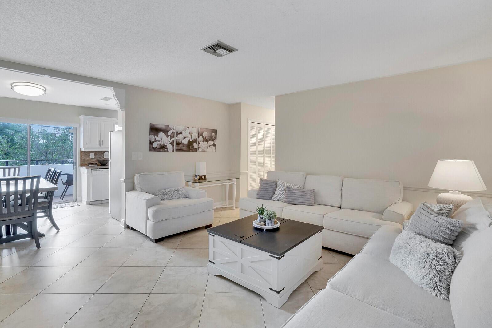 222 SW 1st Street H-7
