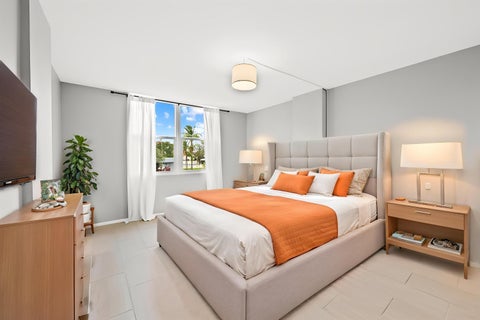 Tiny photo for 113 Royal Park Drive #2h, Oakland Park, FL 33309 (MLS # B26025540)