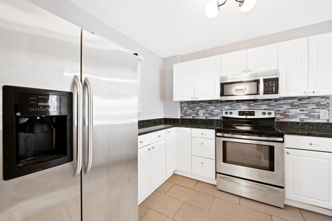 Tiny photo for 113 Royal Park Drive #2h, Oakland Park, FL 33309 (MLS # B26025540)