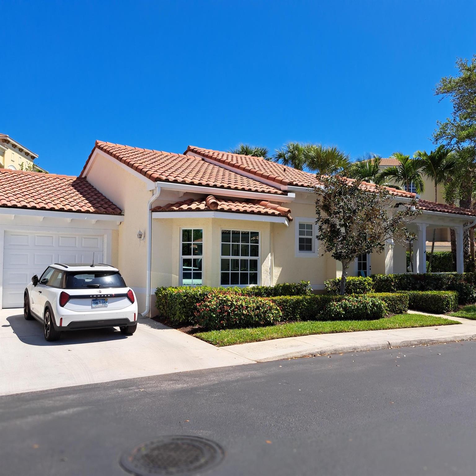 138 Mangrove Bay Way
