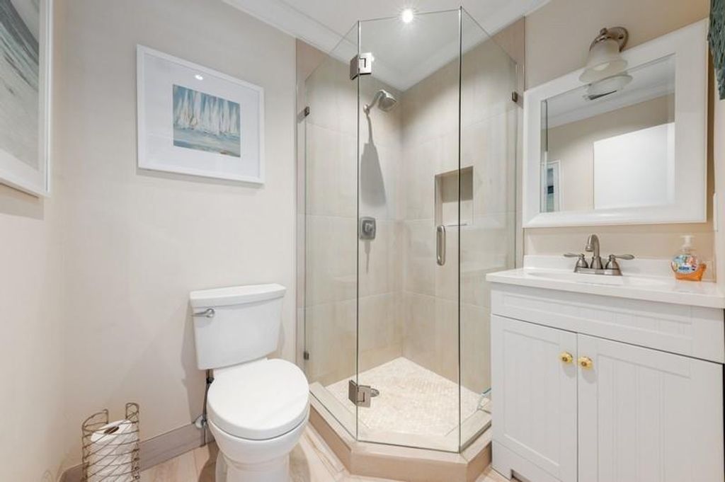 Photo of 13578 Via Flora #E, Delray Beach, FL 33484 (MLS # F10533009)