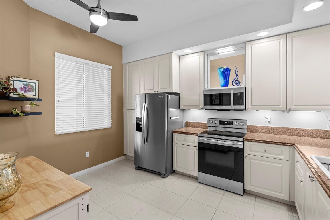 Harbour Isle East - Residential