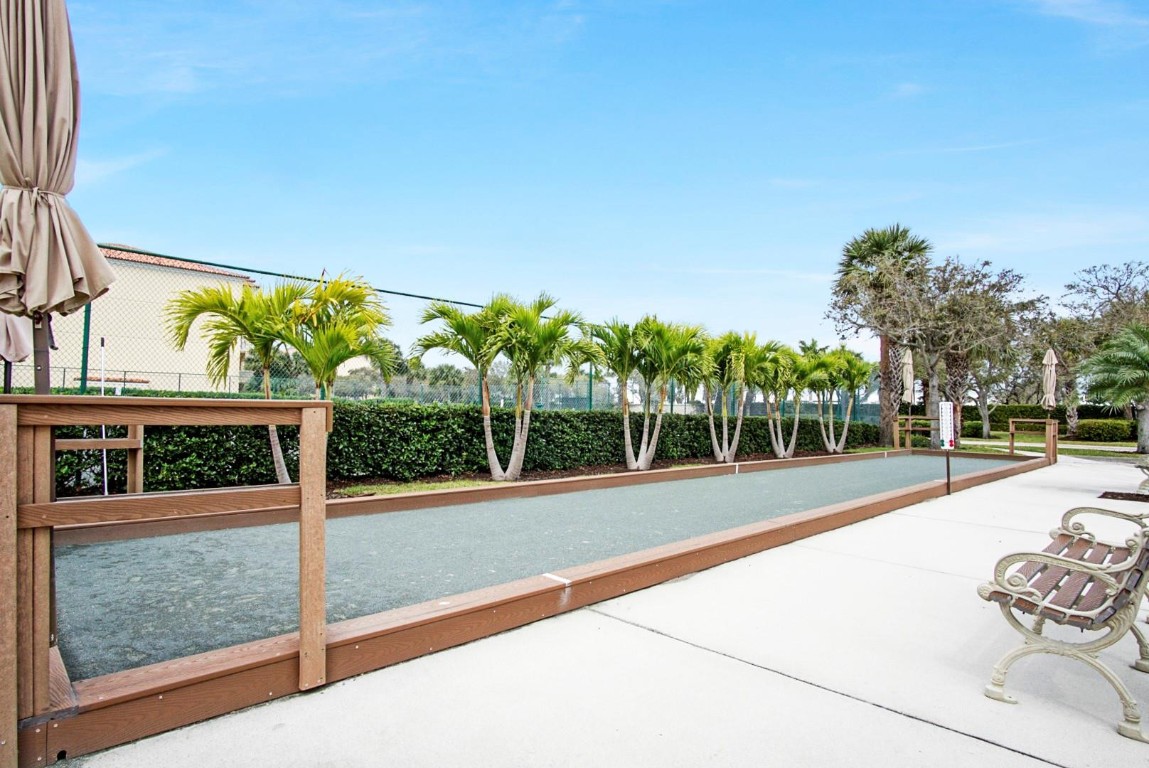 Harbour Isle East - Residential