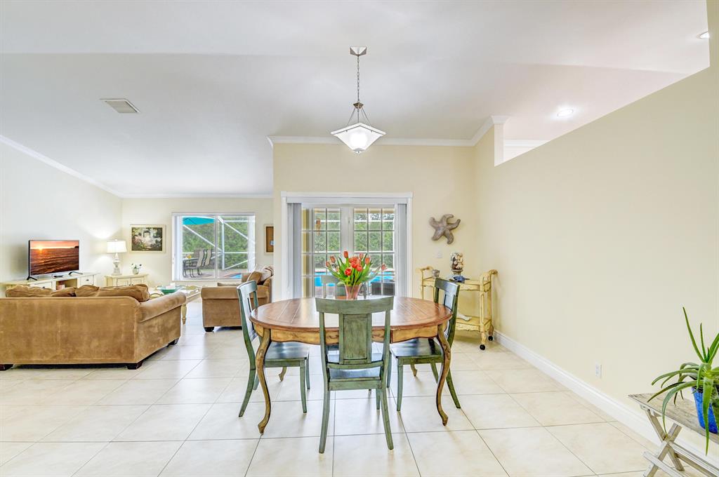 ISLAND LAKES - Residential